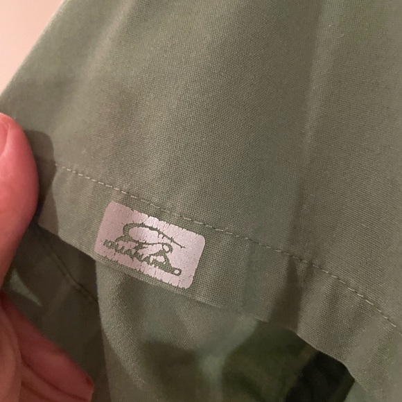 Iguana med scrub top - Picture 4 of 4